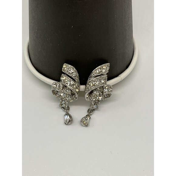 Vintage Ledo Dangle Teardrop Earrings | Rhodium Screw-Back | Signed | 1950s Glam - Picture 5 of 8